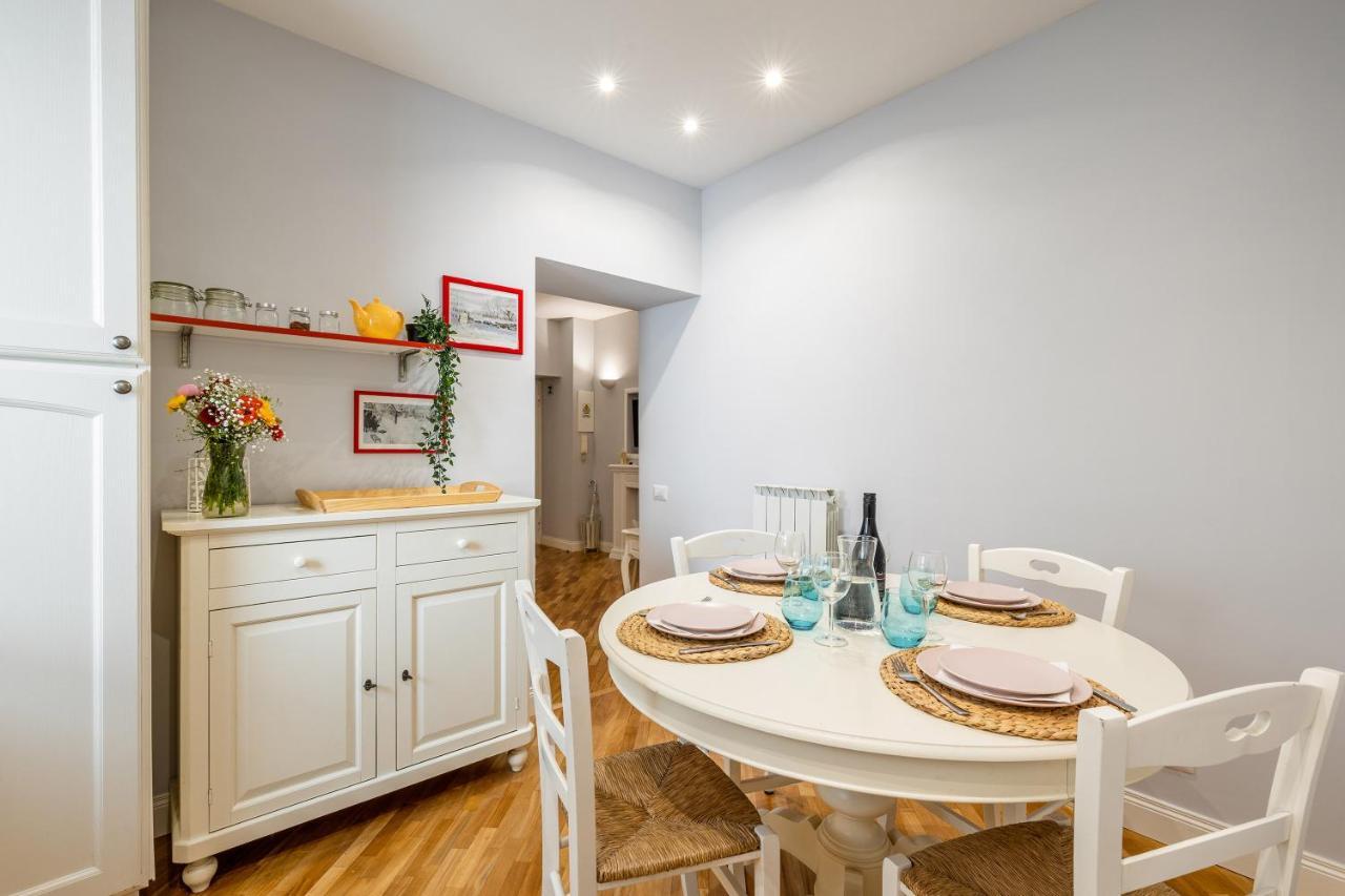 Rome As You Feel - Charming Abode In Trastevere Eksteriør bilde